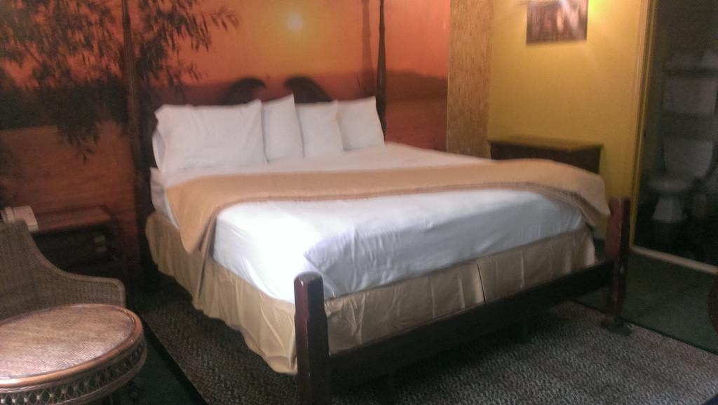 Naugatuck Motor Lodge Стая снимка