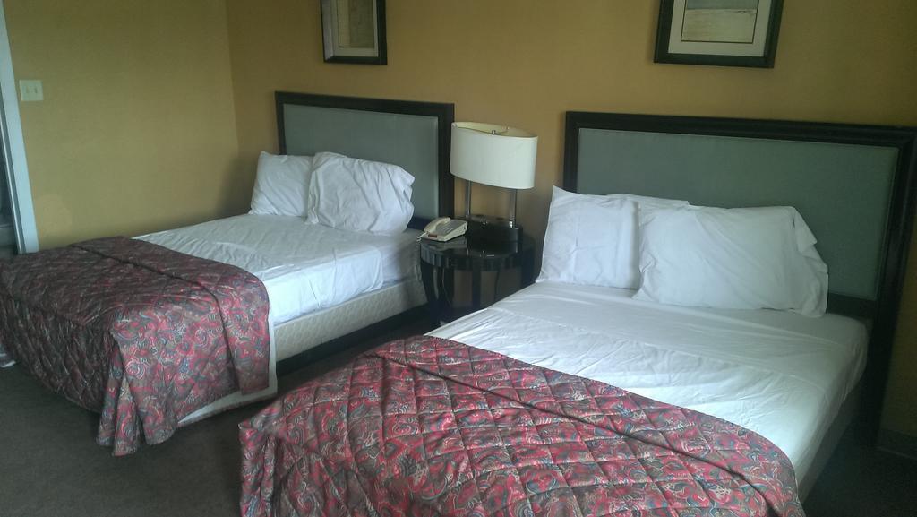 Naugatuck Motor Lodge Стая снимка